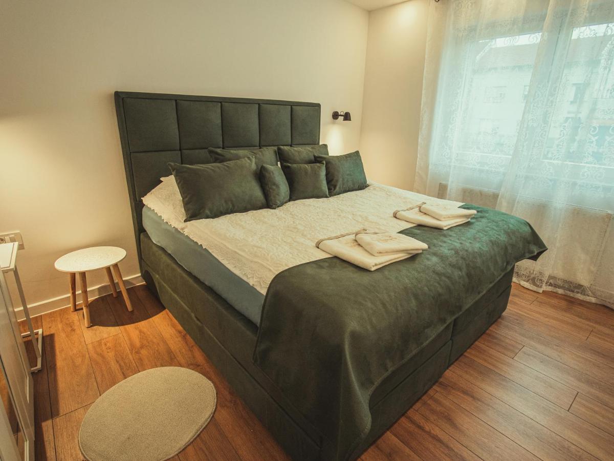 Apartmani Infinity أوسييك المظهر الخارجي الصورة