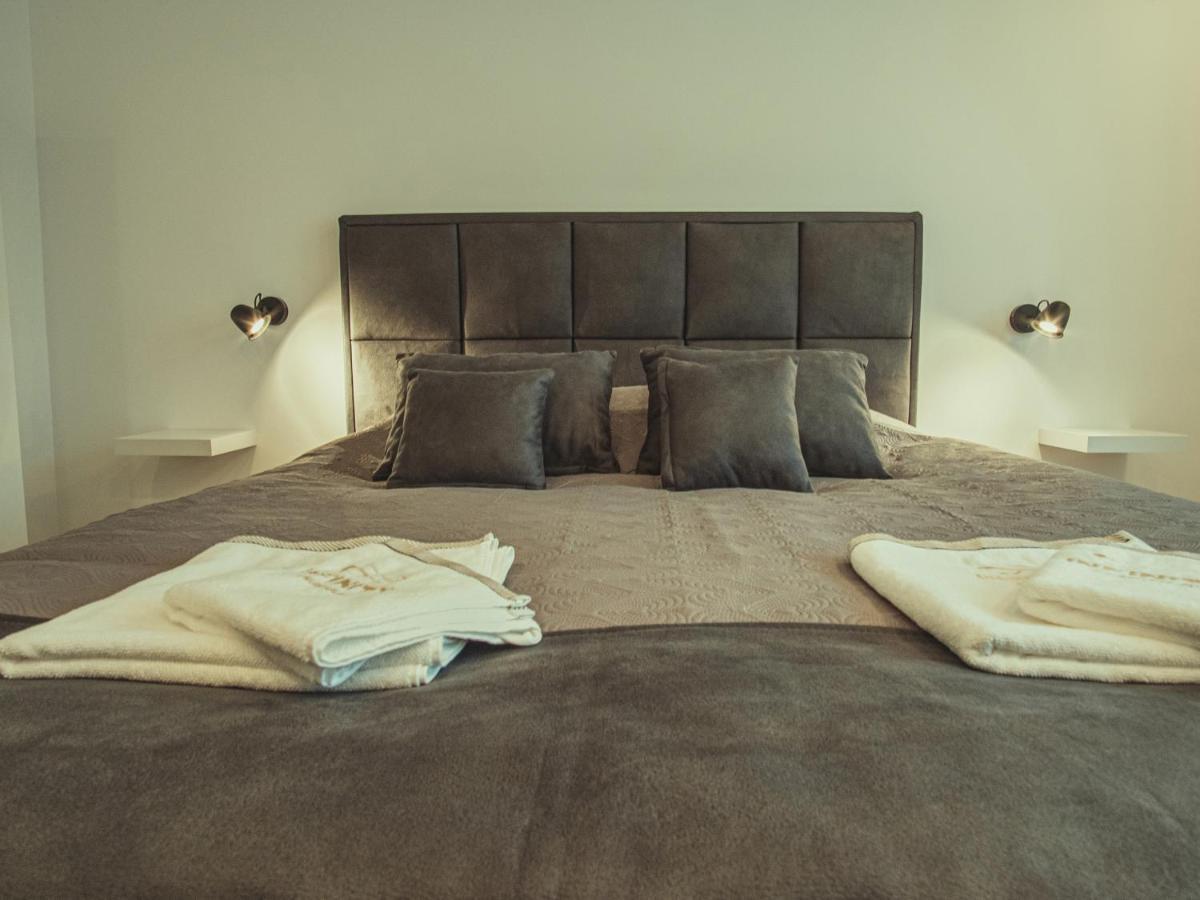 Apartmani Infinity أوسييك المظهر الخارجي الصورة