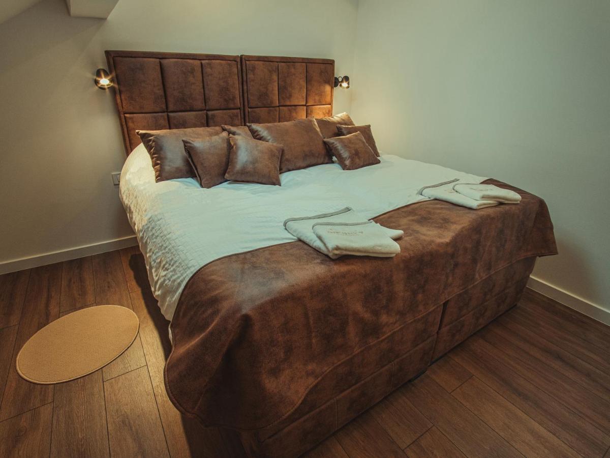 Apartmani Infinity أوسييك المظهر الخارجي الصورة