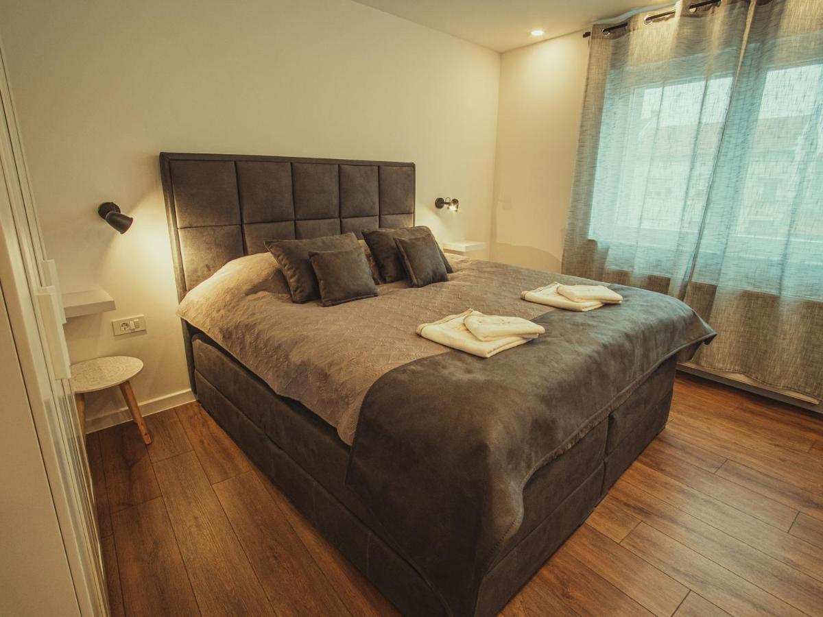 Apartmani Infinity أوسييك المظهر الخارجي الصورة