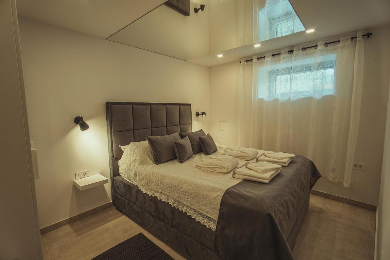 Apartmani Infinity أوسييك المظهر الخارجي الصورة