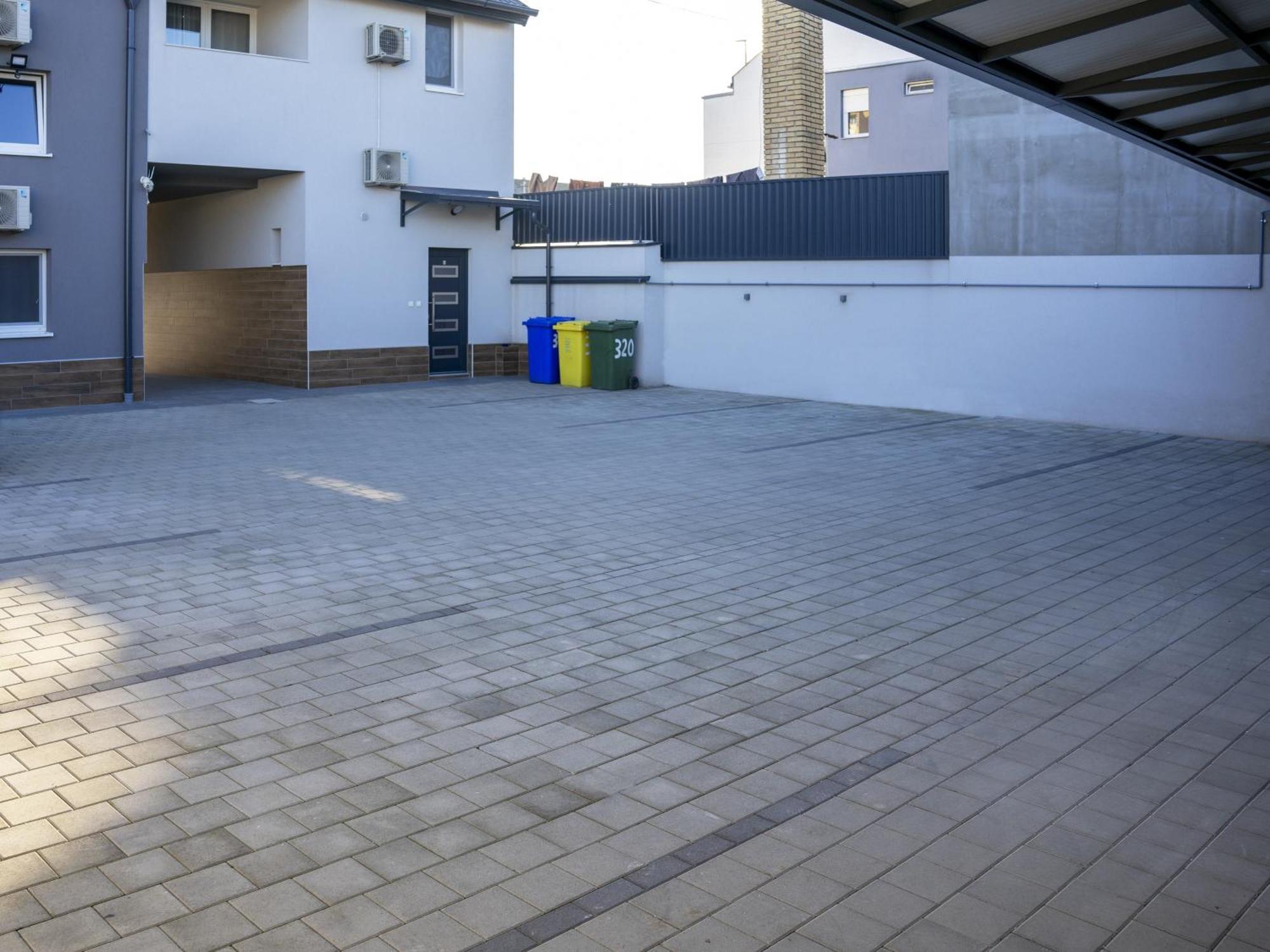 Apartmani Infinity أوسييك المظهر الخارجي الصورة